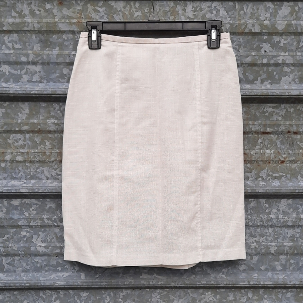 VINTAGE White Linen High Waisted Pleated Pencil Skirt - Picture 5 of 14